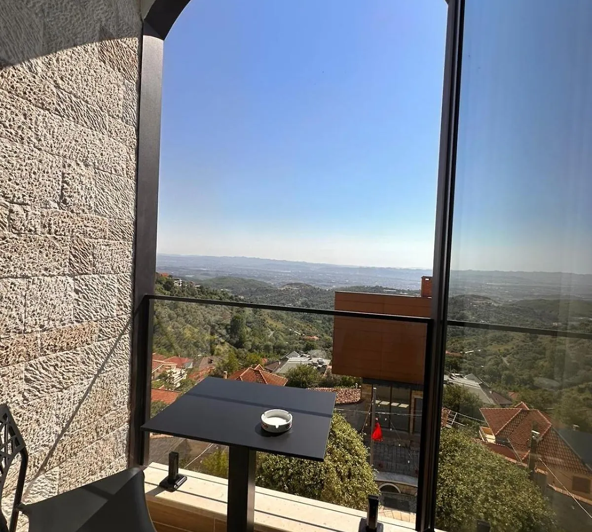 Z Art Hotel Krujë