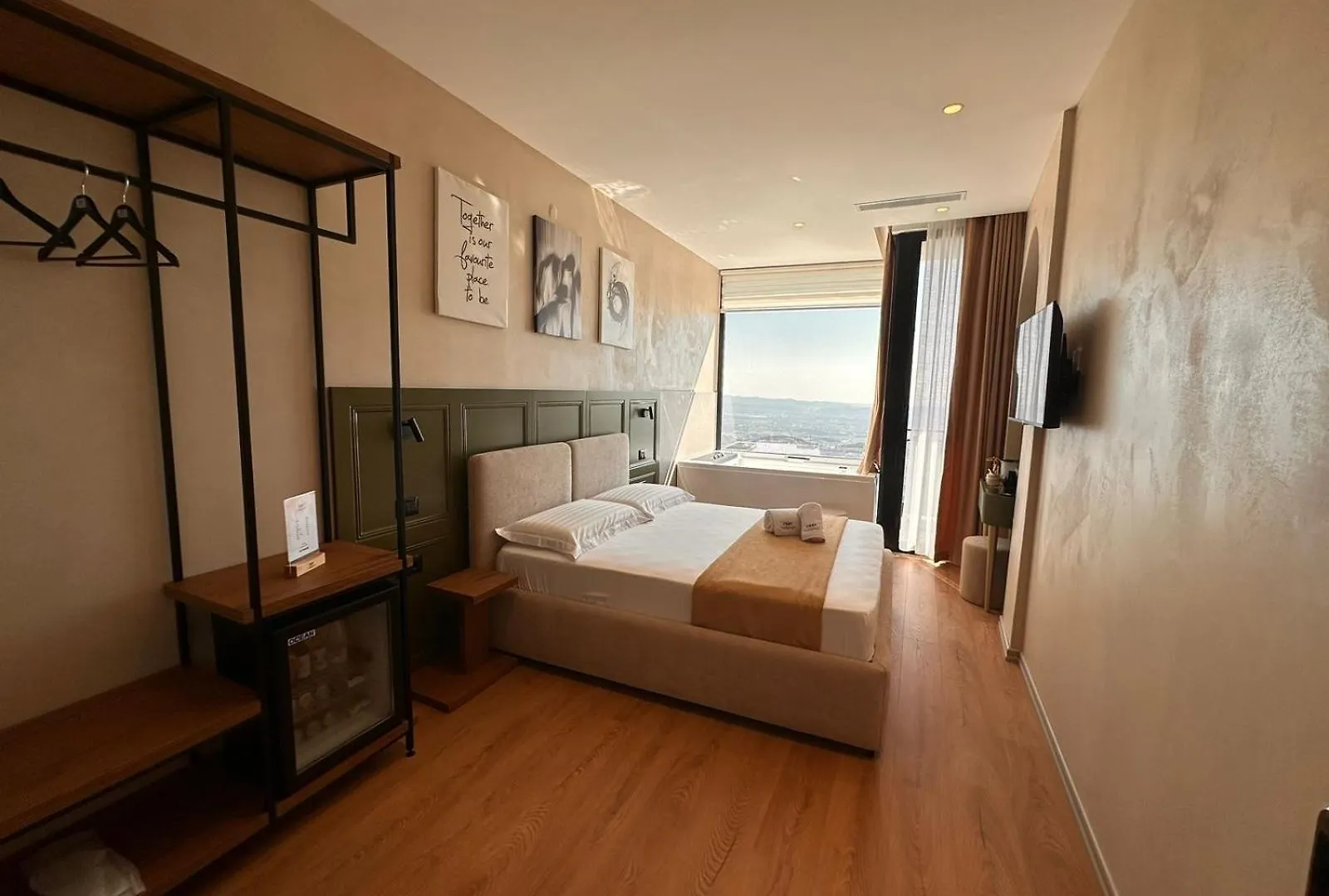 Z Art Hotel location