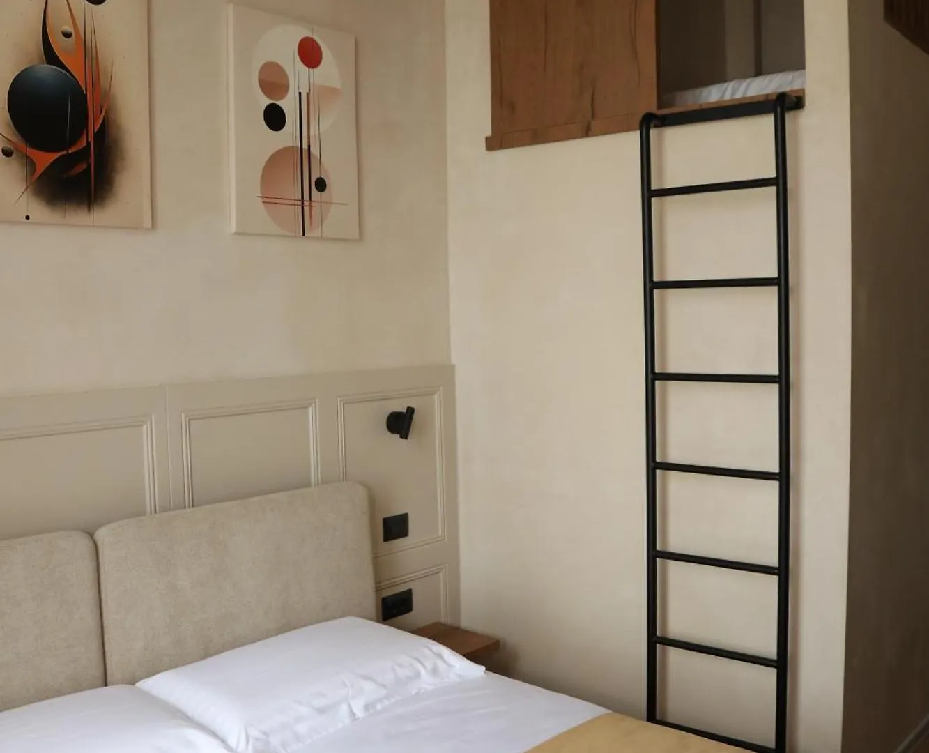 Z Art Hotel Kruje Albania